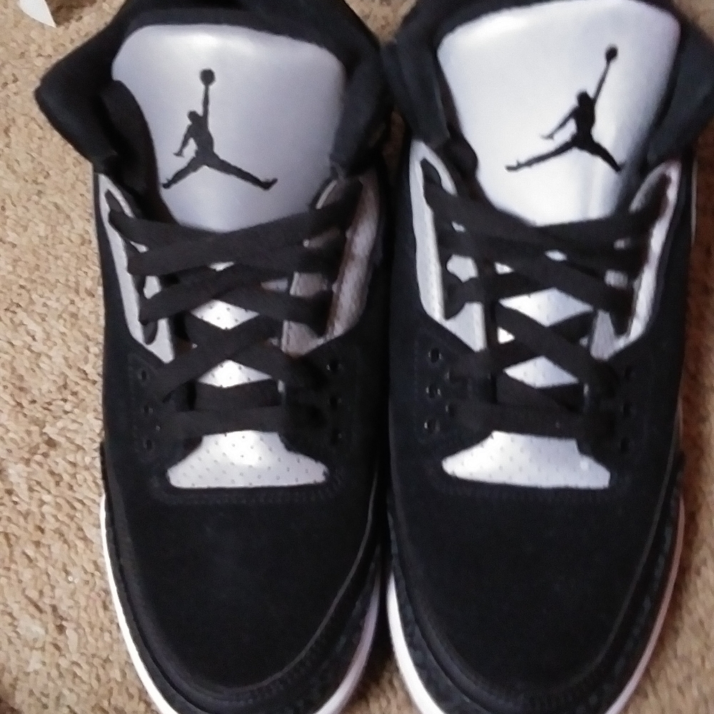 Jordan 3 Retro Tinker size 9